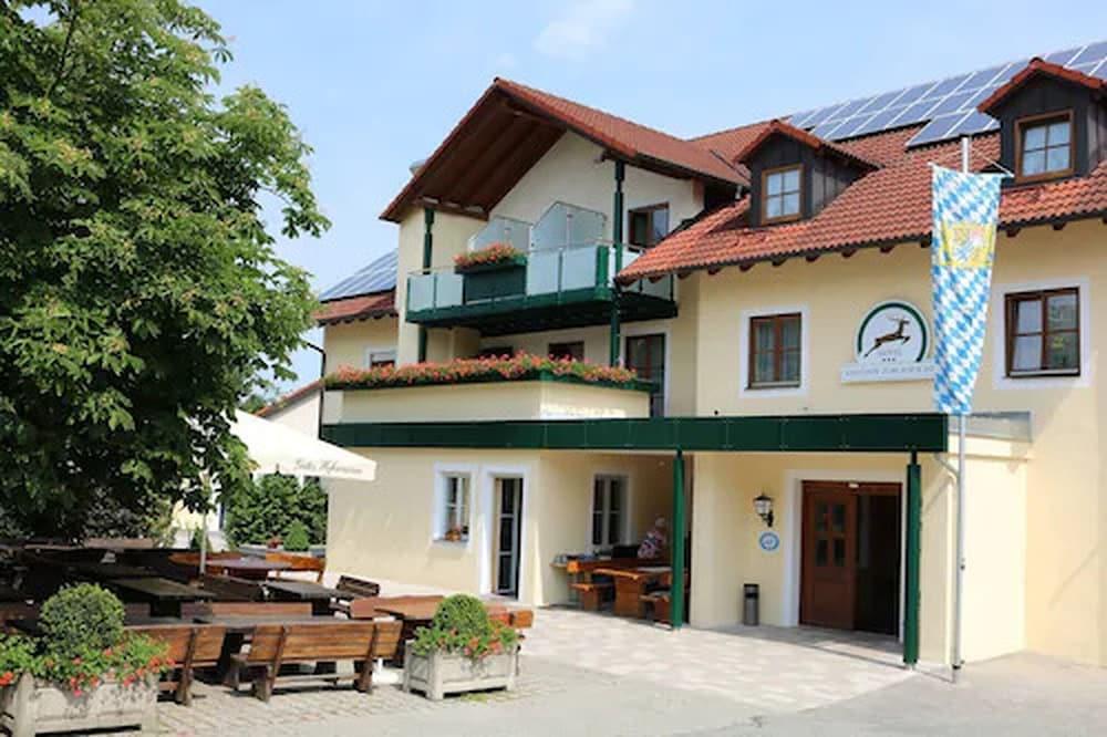 Pet Friendly Hotel Gasthof Zum Hirschen