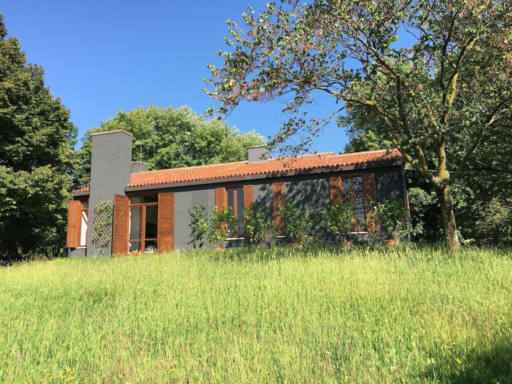 Pet Friendly Villa Tugurio - Your Home Surrounded by Greenery
