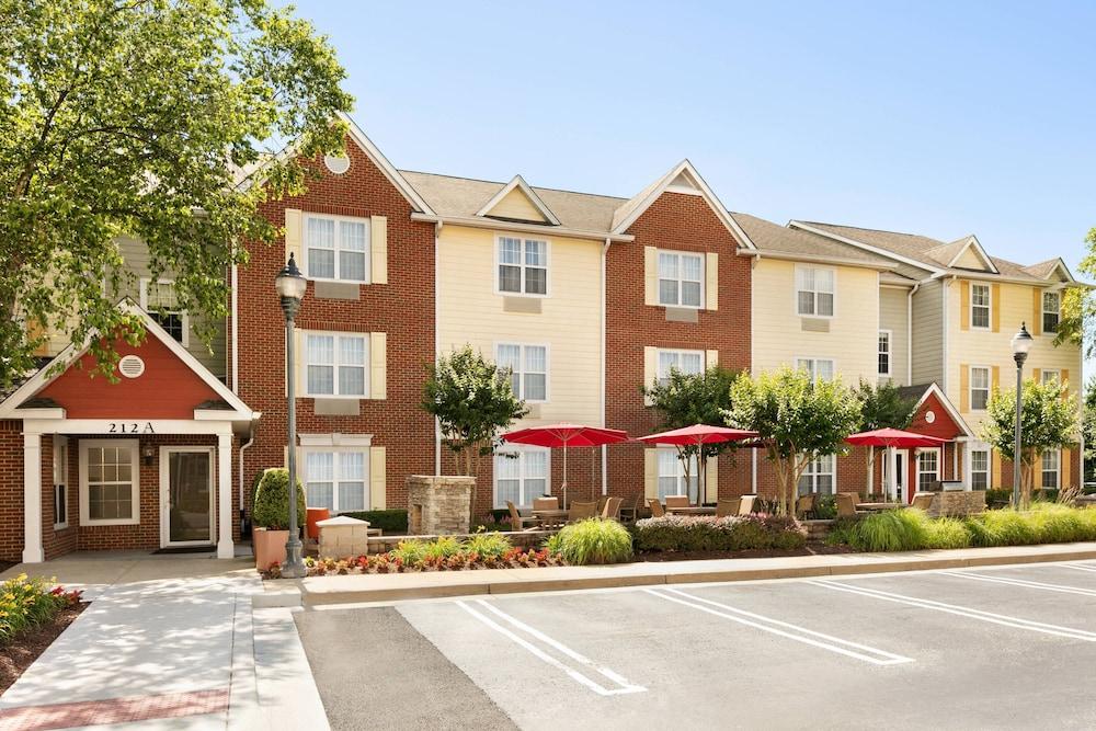 Pet Friendly TownePlace Suites Gaithersburg by Marriott
