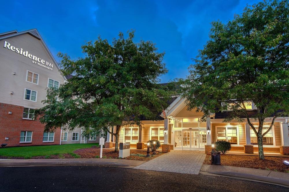 Residence Inn by Marriott Pet Policy