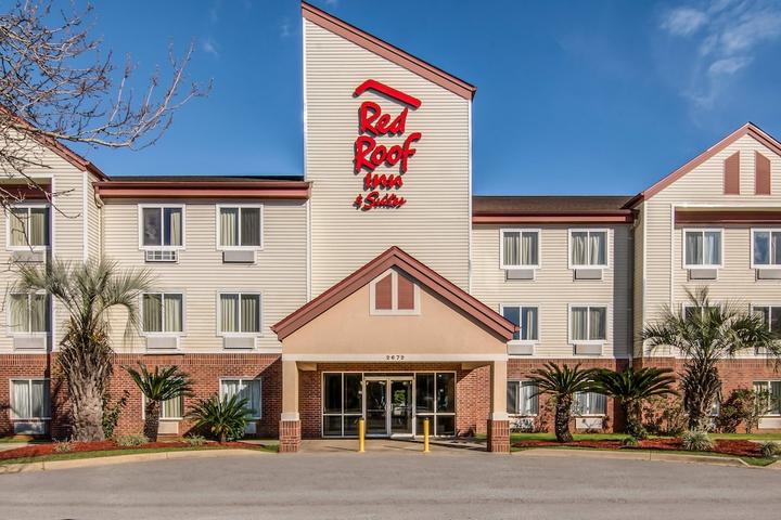 Pet Friendly Red Roof Inn & Suites Pensacola East Milton