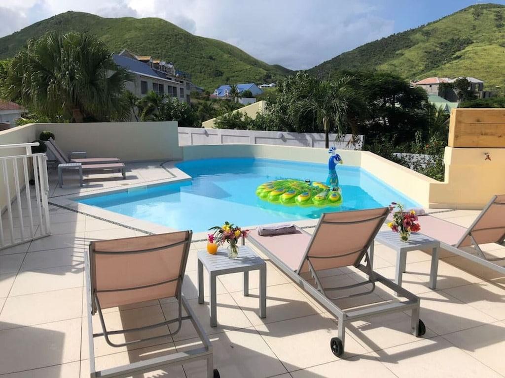Pet Friendly Beautiful Suite S12 with Pool & Sea View