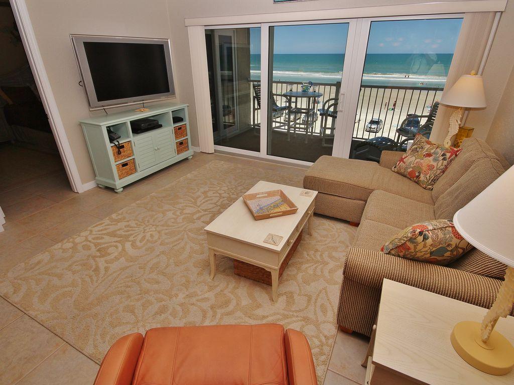Pet Friendly 2-Bedroom Condo with Oceanfront Views