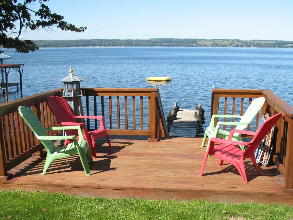 Beautiful Seneca Lake Cottage Pet Policy