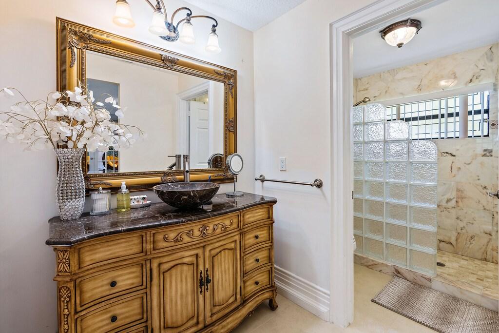 Sunset Lake House in Delray Beach Pet Policy