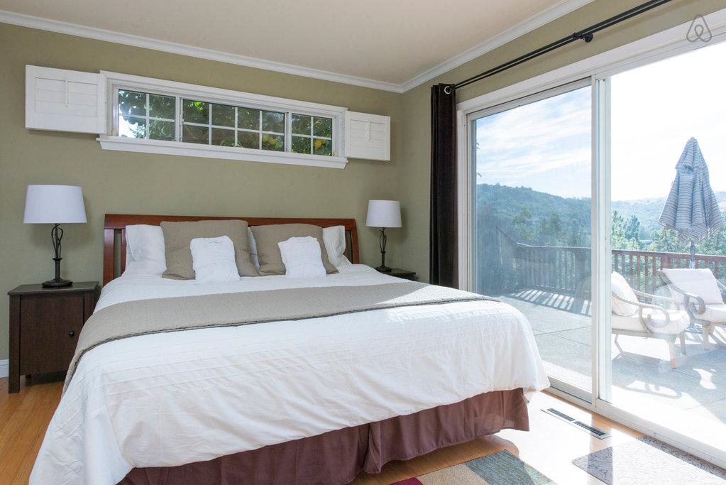 Pet Friendly Orinda Airbnb Rentals
