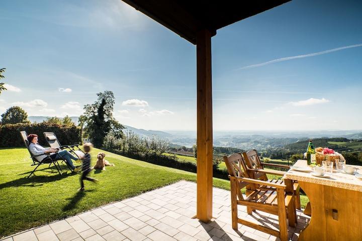 Pet Friendly Haus Steiererland in the Middle of Styria