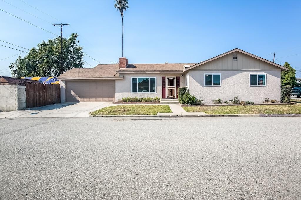 Ventura Modern Beach House Pet Policy