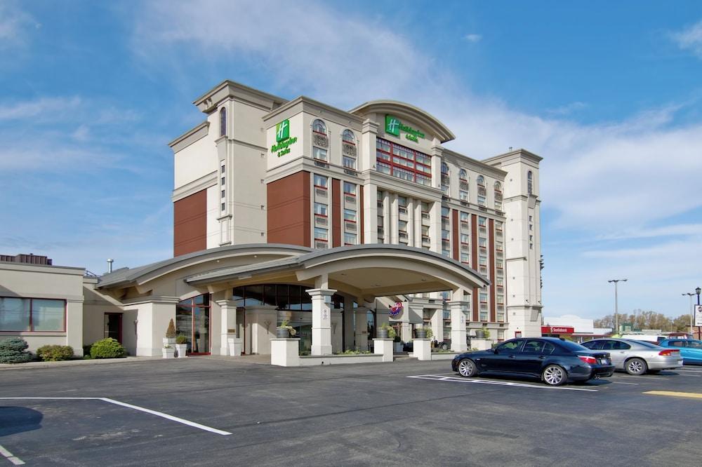 Pet Friendly Holiday Inn Hotel & Suites St Catharines Conference Center an IHG Hotel
