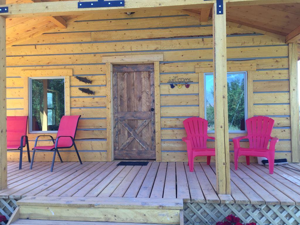 Pet Friendly Cabin on the Wind River