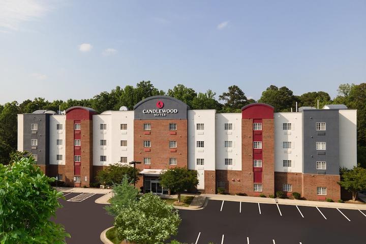 Pet Friendly Candlewood Suites Apex Raleigh