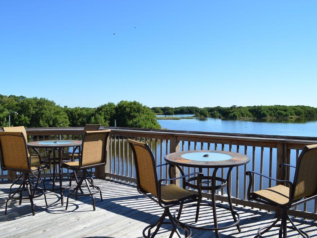 Paradise Pointe of Cedar Key Pet Policy