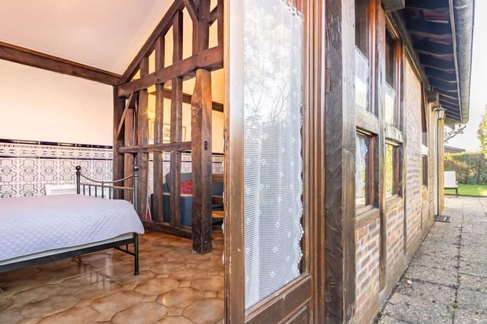 Picture of a vacation rental in Mimizan-Plage that is dog friendly.