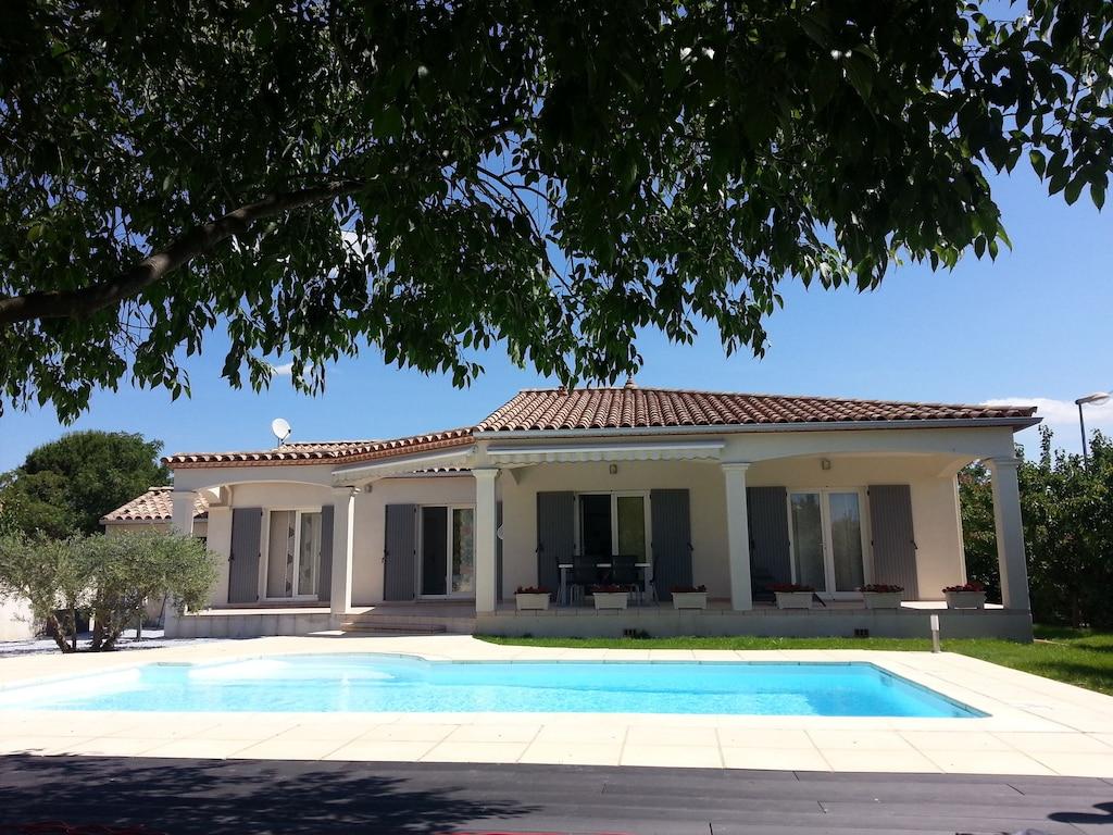 Pet Friendly Villa with Swimming Pool Between Sea & Countryside