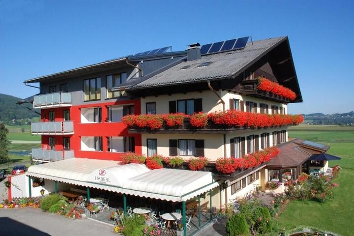 Pet Friendly Hotel Haberl Am Attersee