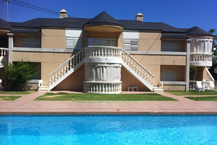 Pet Friendly House with Garden & Pool a Few Steps from the Sea