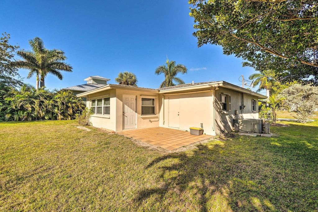 Punta Gorda Home with Backyard Near Downtown Pet Policy