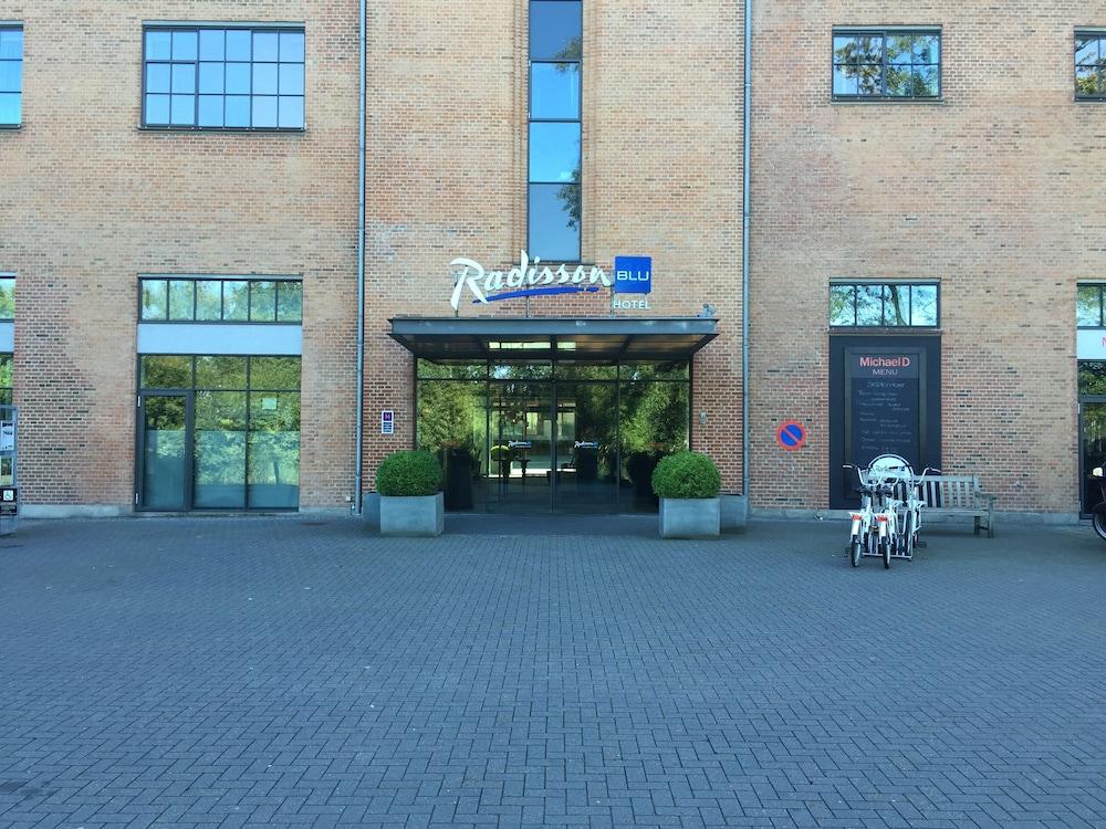 Pet Friendly Radisson Blu Papirfabrikken Hotel, Silkeborg