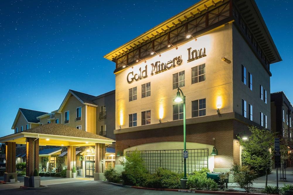 Pet Friendly Gold Miners Inn Ascend Hotel Collection