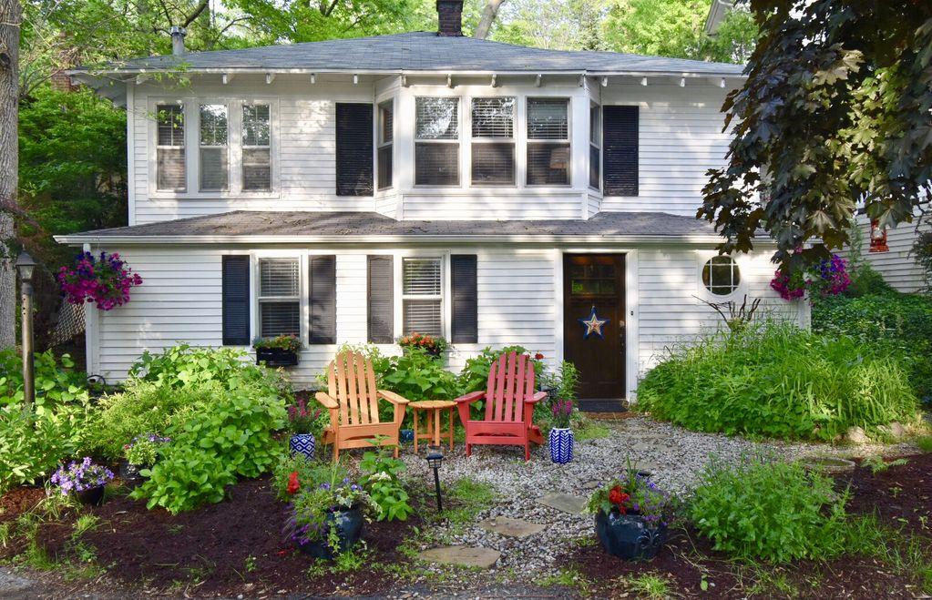 Pet Friendly Hotels In Comstock Park Mi Bringfido