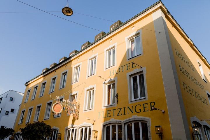 Pet Friendly Hotel Fletzinger