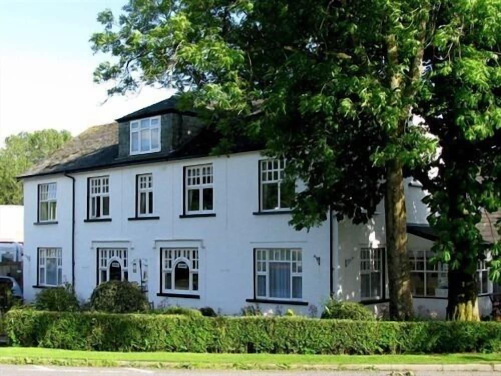 Pet Friendly Meadowcroft Country Guest House