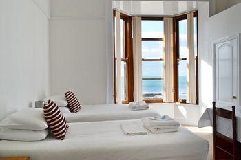 cardigan bay dog friendly accommodation