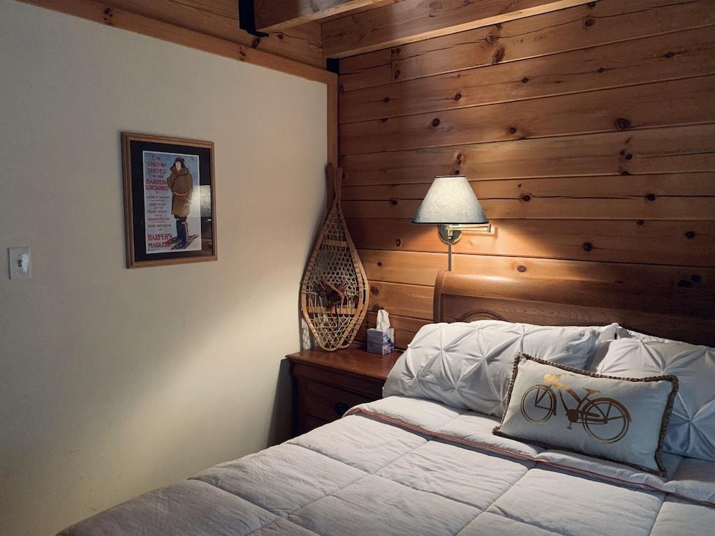 Hickory Cabin at Snowshoe Pet Policy