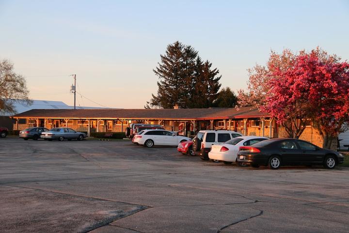Pet Friendly Wisconsin Aire Motel