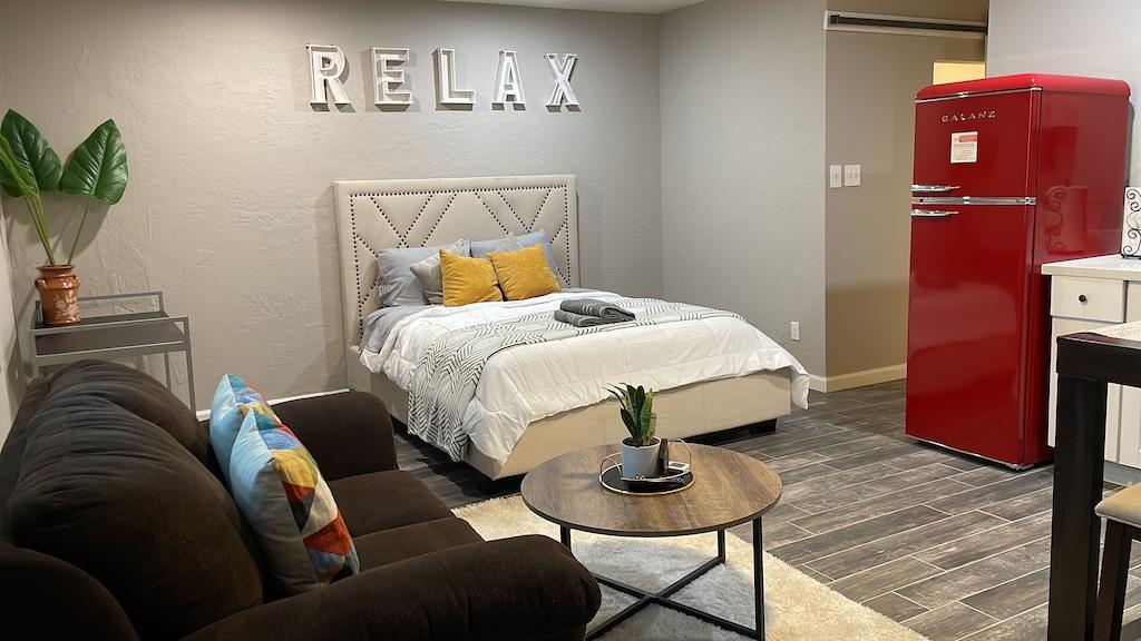 Sweet Studio on Glendale Pet Policy