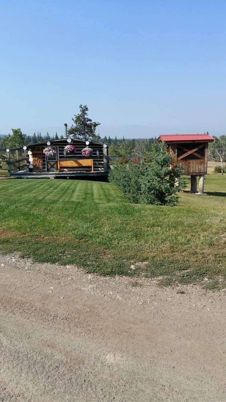 Photo of a dog-friendly vacation rental in Chilko Lake, BC.