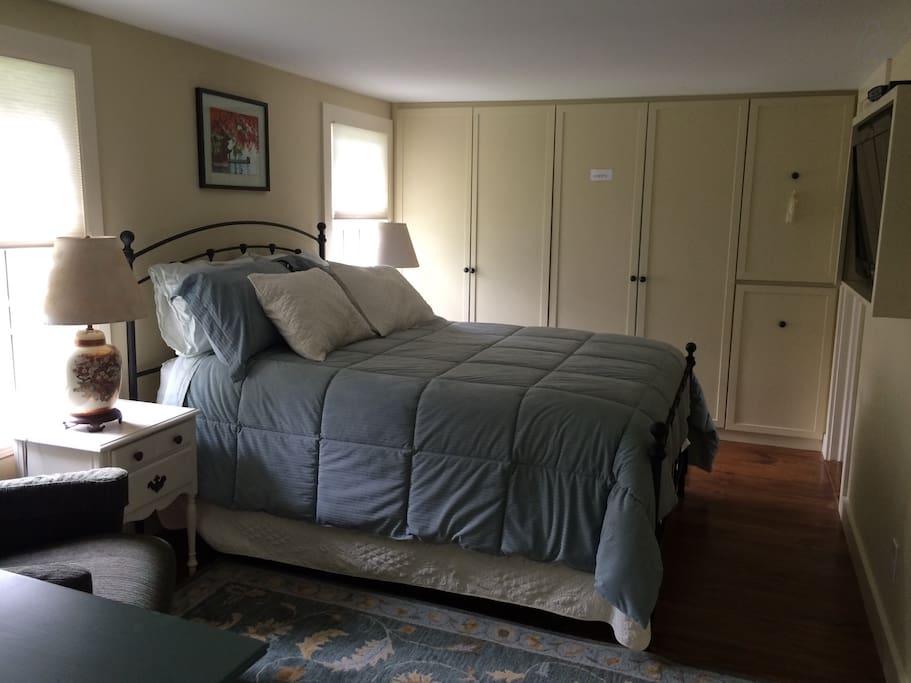 Shelburne Falls Airbnb Rentals Pet Policy