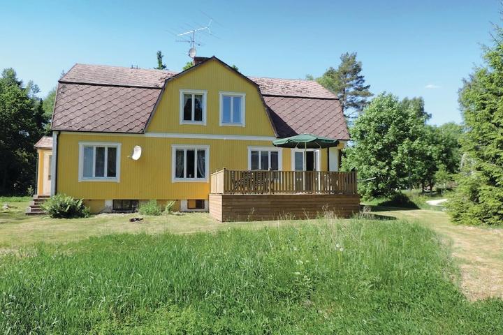 Pet Friendly Amazing Home in Markaryd with Sauna