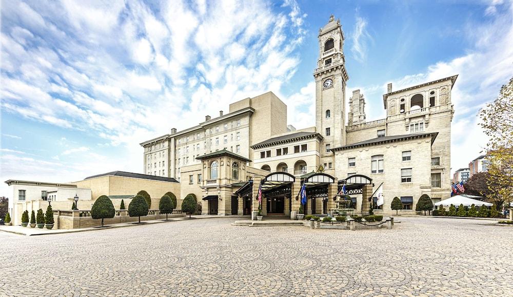 The Jefferson Hotel Pet Policy