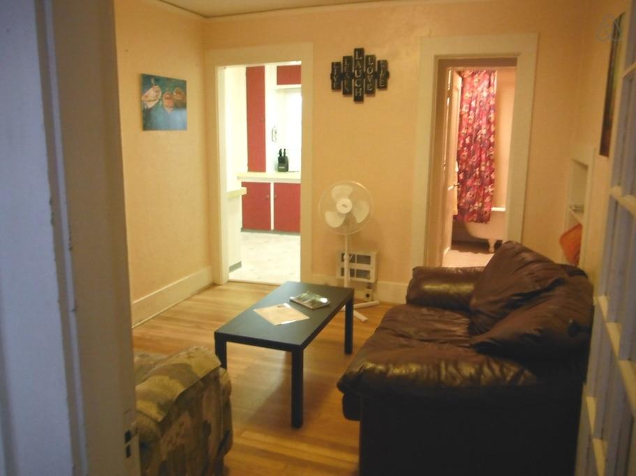 Charleston Airbnb Rentals Pet Policy