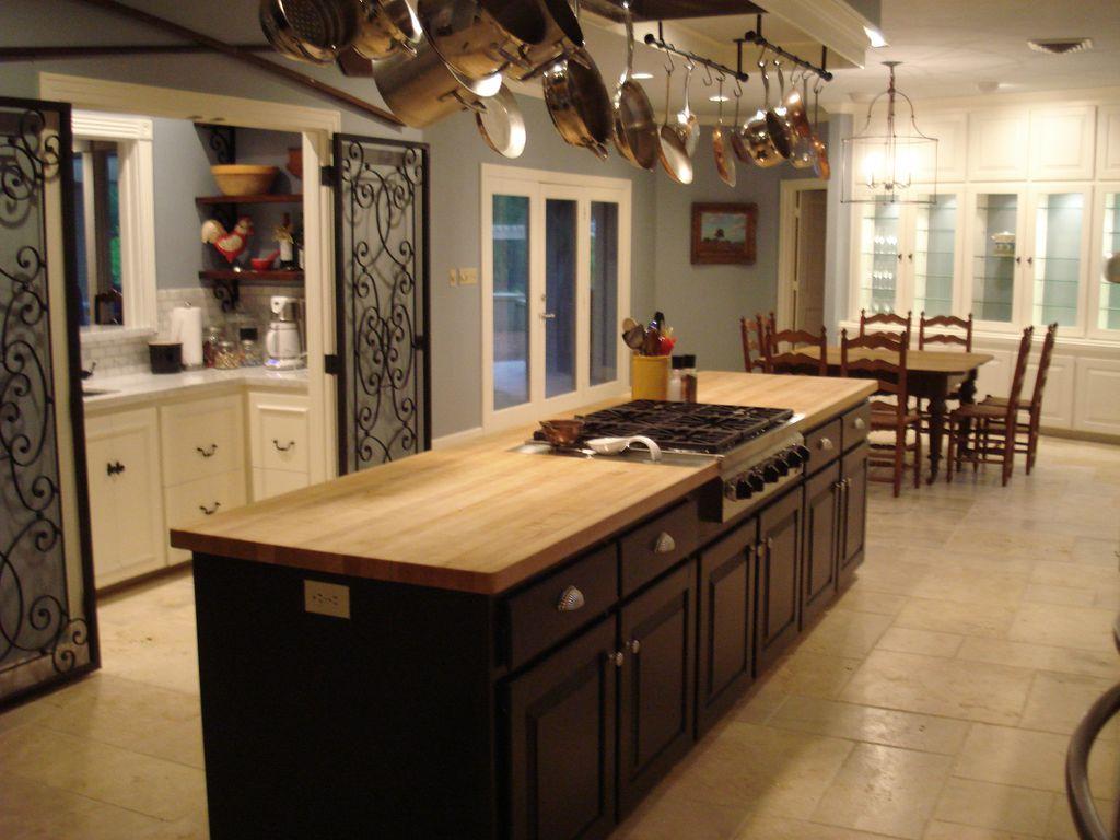 VRBO Round Top Pet Policy