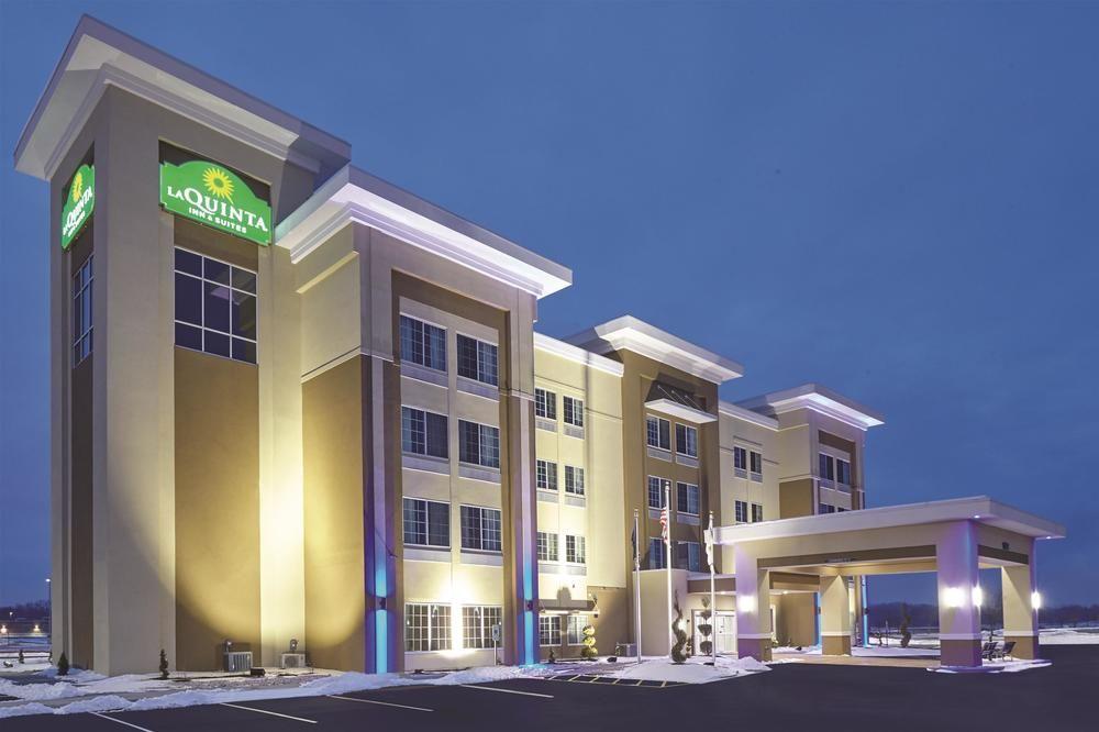 La Quinta Inn Suites Springfield Pet Policy