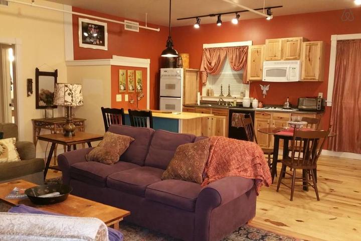 Pet Friendly Saint Johnsbury Airbnb Rentals