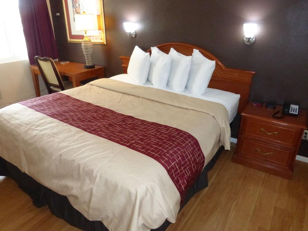 Red Roof Inn 2306 Needles Hwy Needles Ca 92363 Yp Com