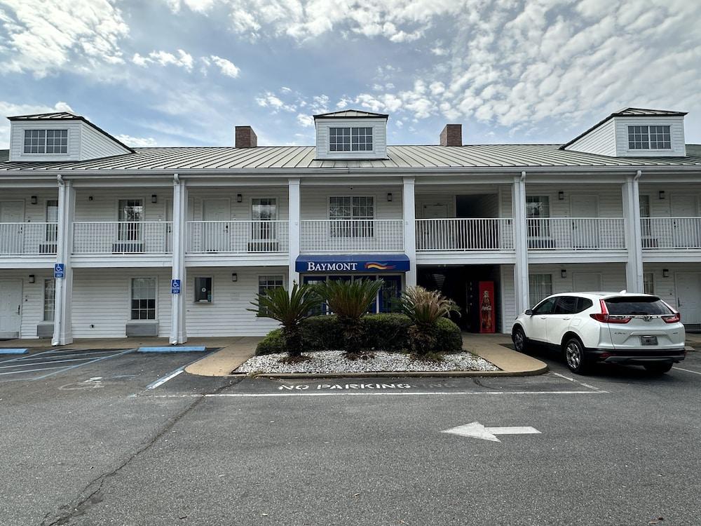 Baymont by Wyndham Thomasville Pet Policy