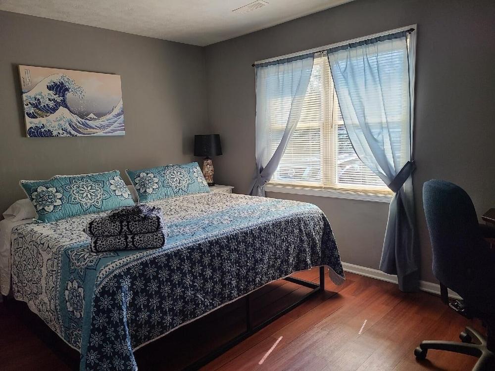 2BR Home Between Wrightsville & Carolina Beaches Pet Policy