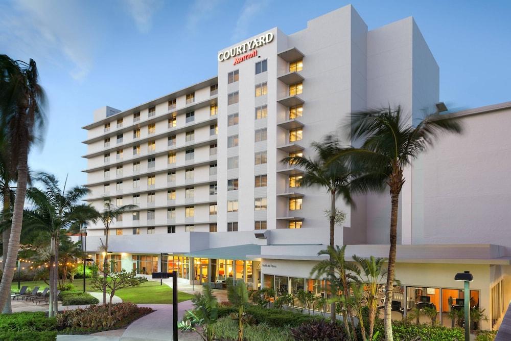 Pet Friendly Courtyard by Marriott Miami Airport