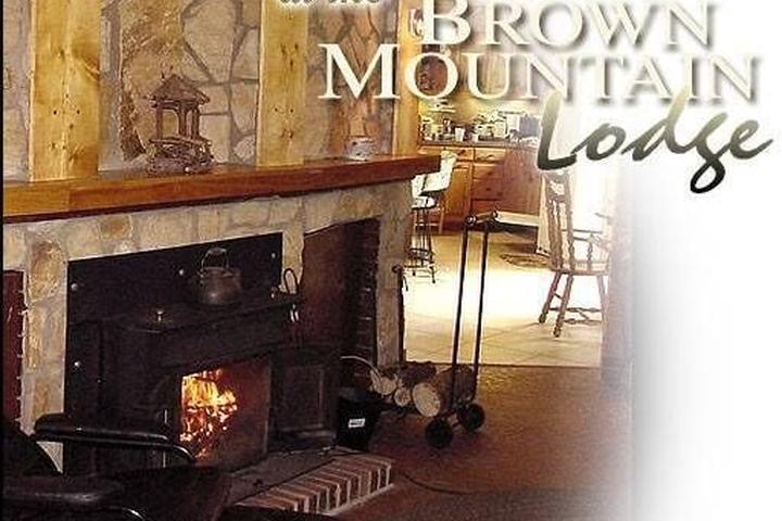 Pet Friendly Brown Mountain Lodge