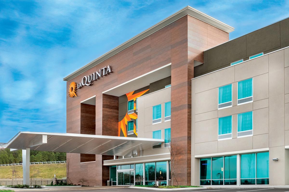 La Quinta Inn & Suites Cleveland Pet Policy