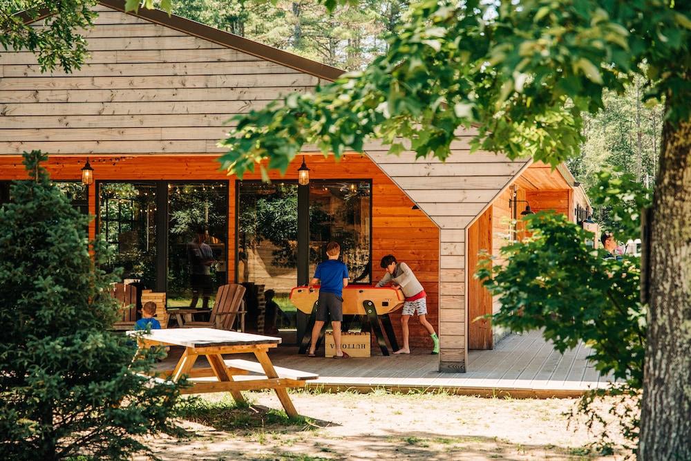Pet Friendly Huttopia Southern Maine