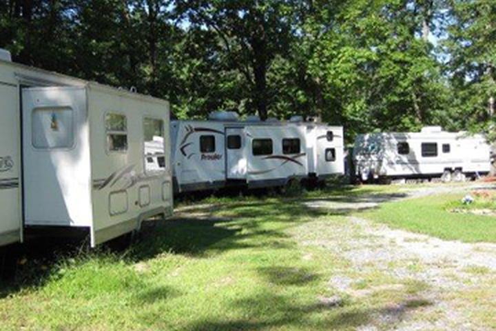 Pet Friendly Pine Lakes Campground