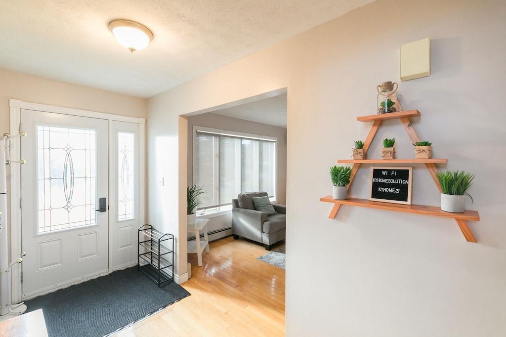 5BR Min from Charlottetown Pet Policy