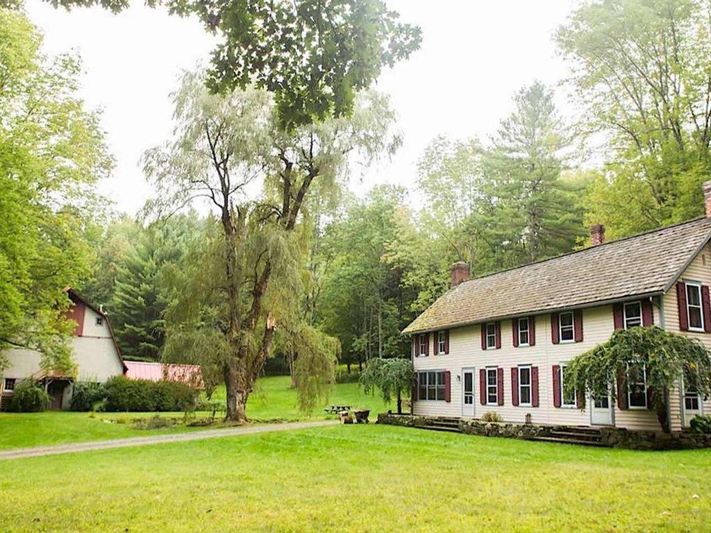 Pet Friendly Vacation Rentals In Great Barrington Ma - Bringfido
