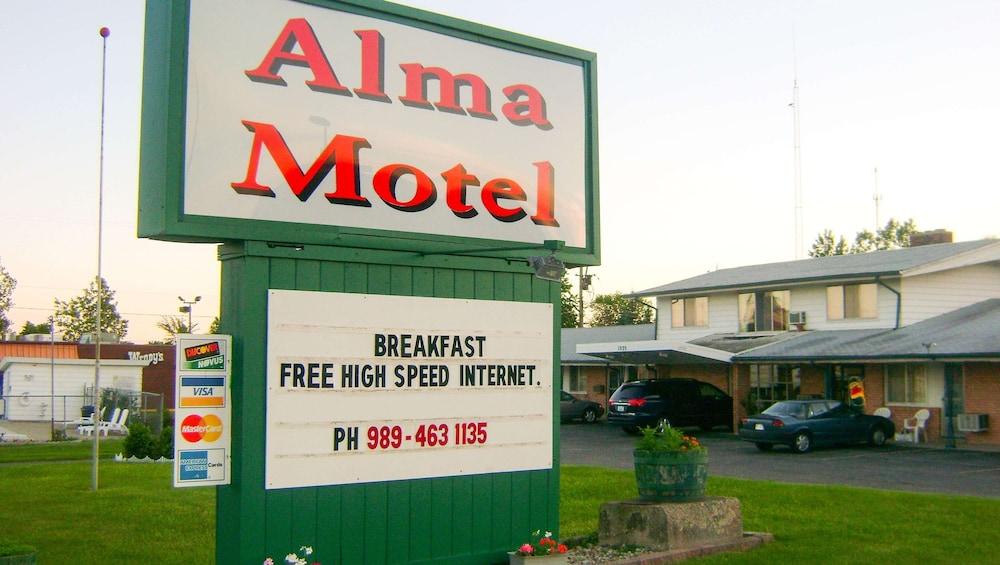 Pet Friendly Alma Motel
