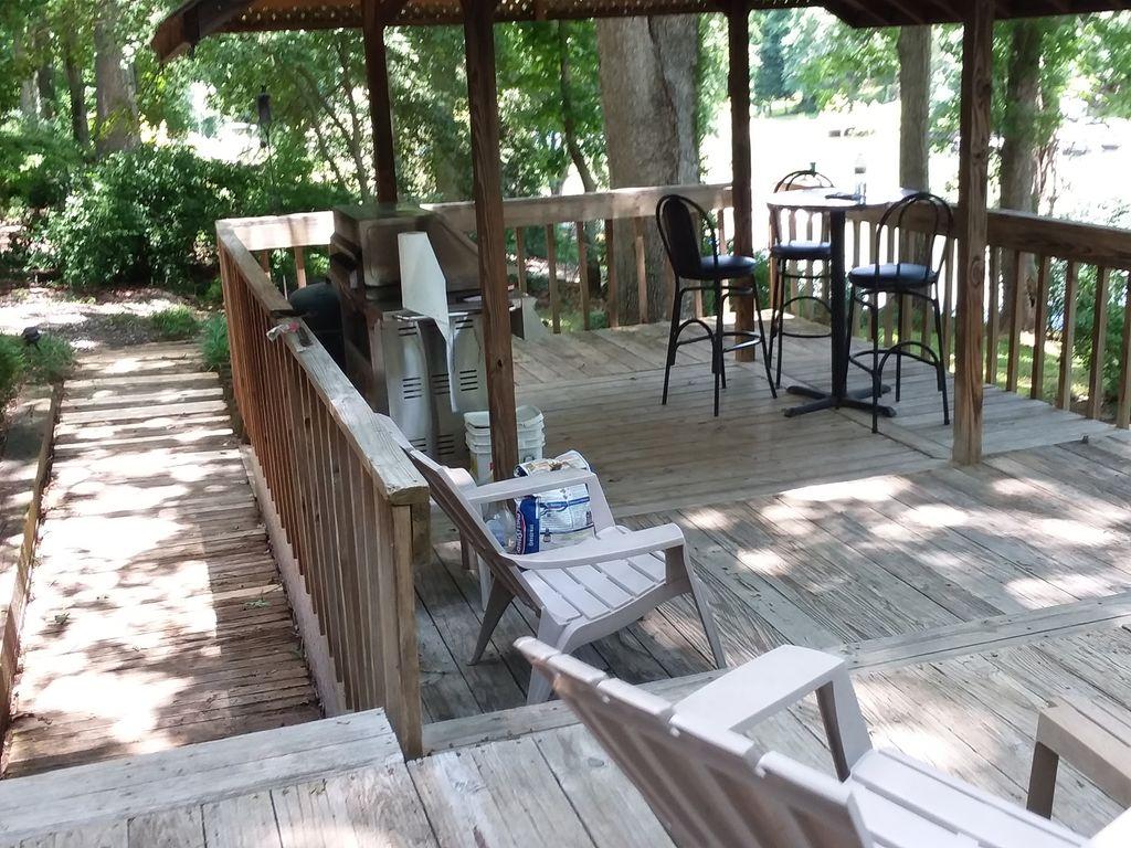 Pet Friendly Vacation Rentals In Lake Norman Nc Bringfido